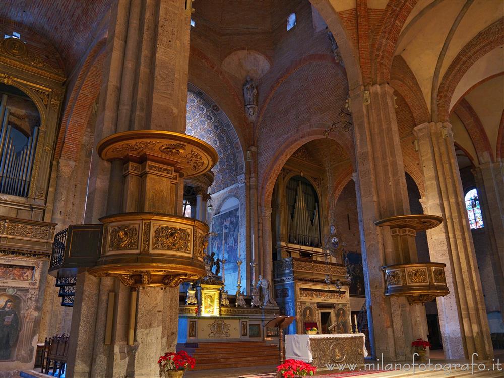 Milano - Altare e pulpiti della Basilica di San Simpliciano